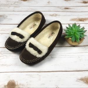 Minnetonka Brown Leather Moccasins